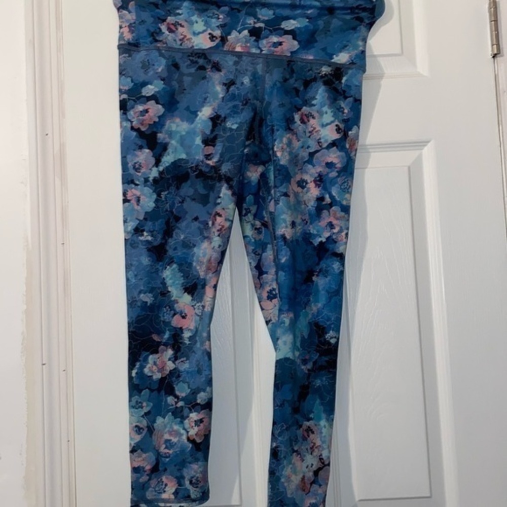 Evolution and Creation the Mia Leggings
